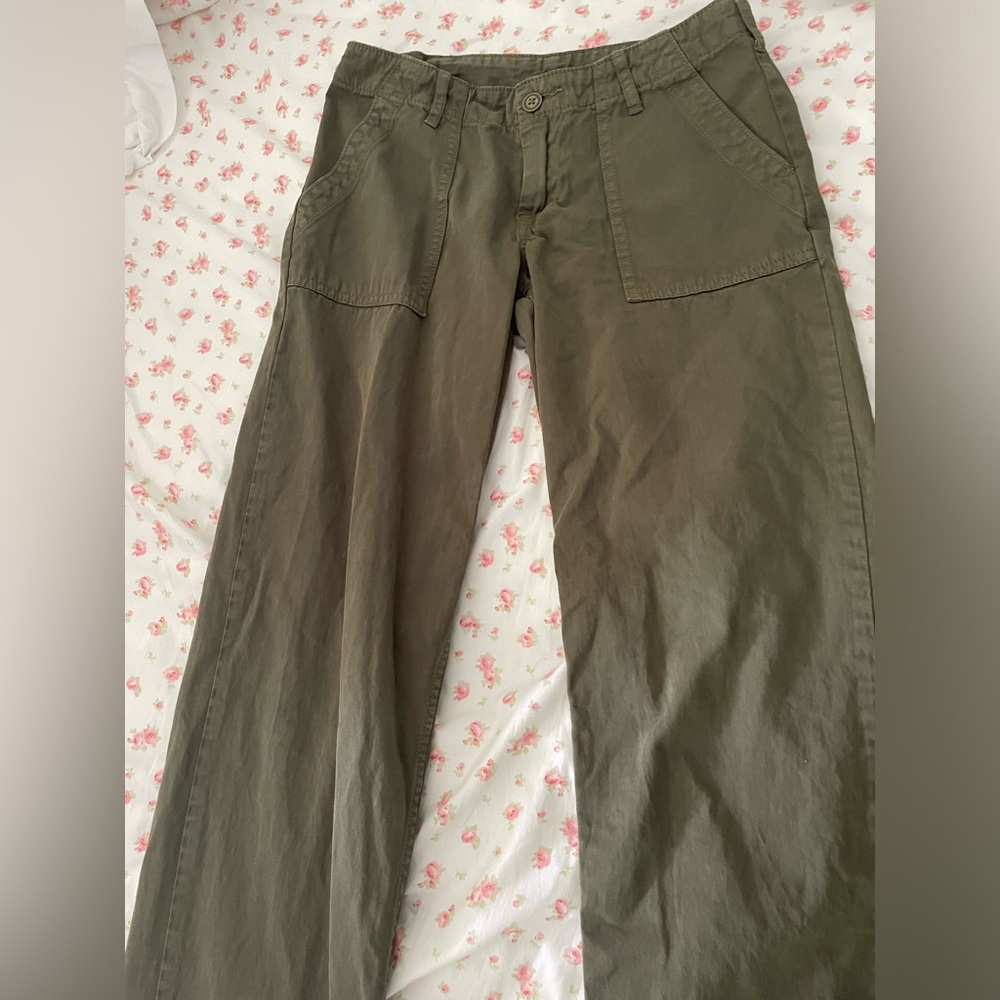 brandy melville army green lowrise cargo pants